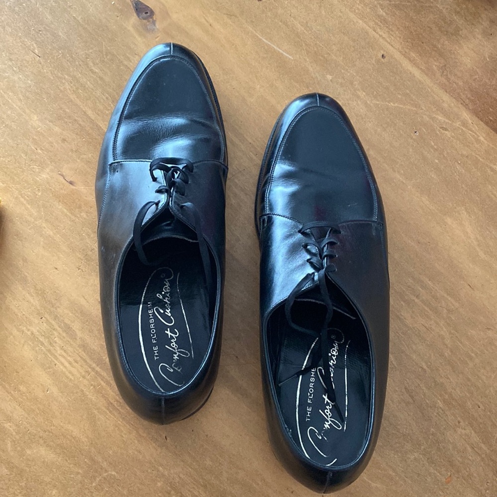 The Florsheim Shoe Black Oxford